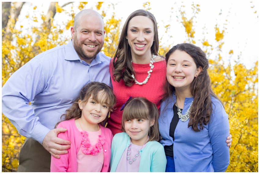 urbanrowphoto_cylburn_engagement_forsythia