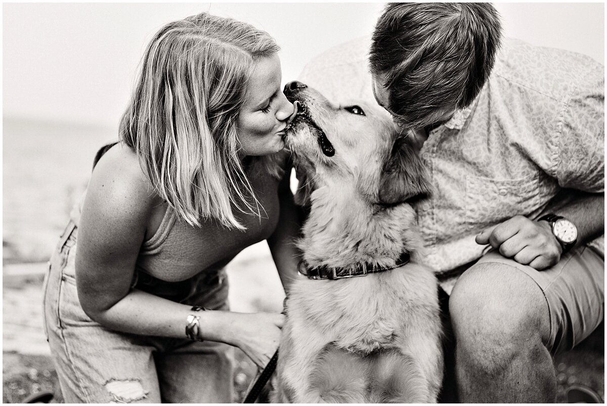 urban-row-photo-candid-engagement-photos-with-dog_0008.jpg