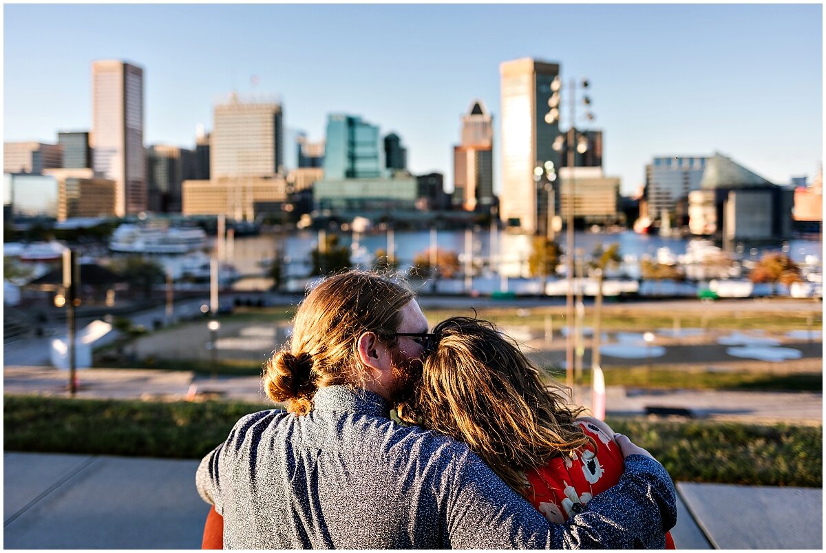 urban-row-photo-federal-hill-inner-harbor-engagement_0007.jpg