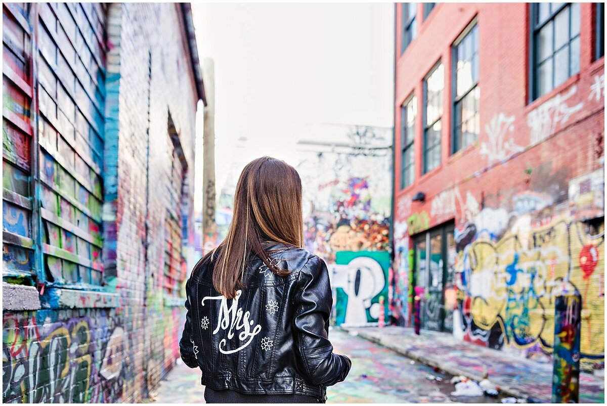 urban-row-photo-graffiti-alley-bridal-portraits_0027.jpg