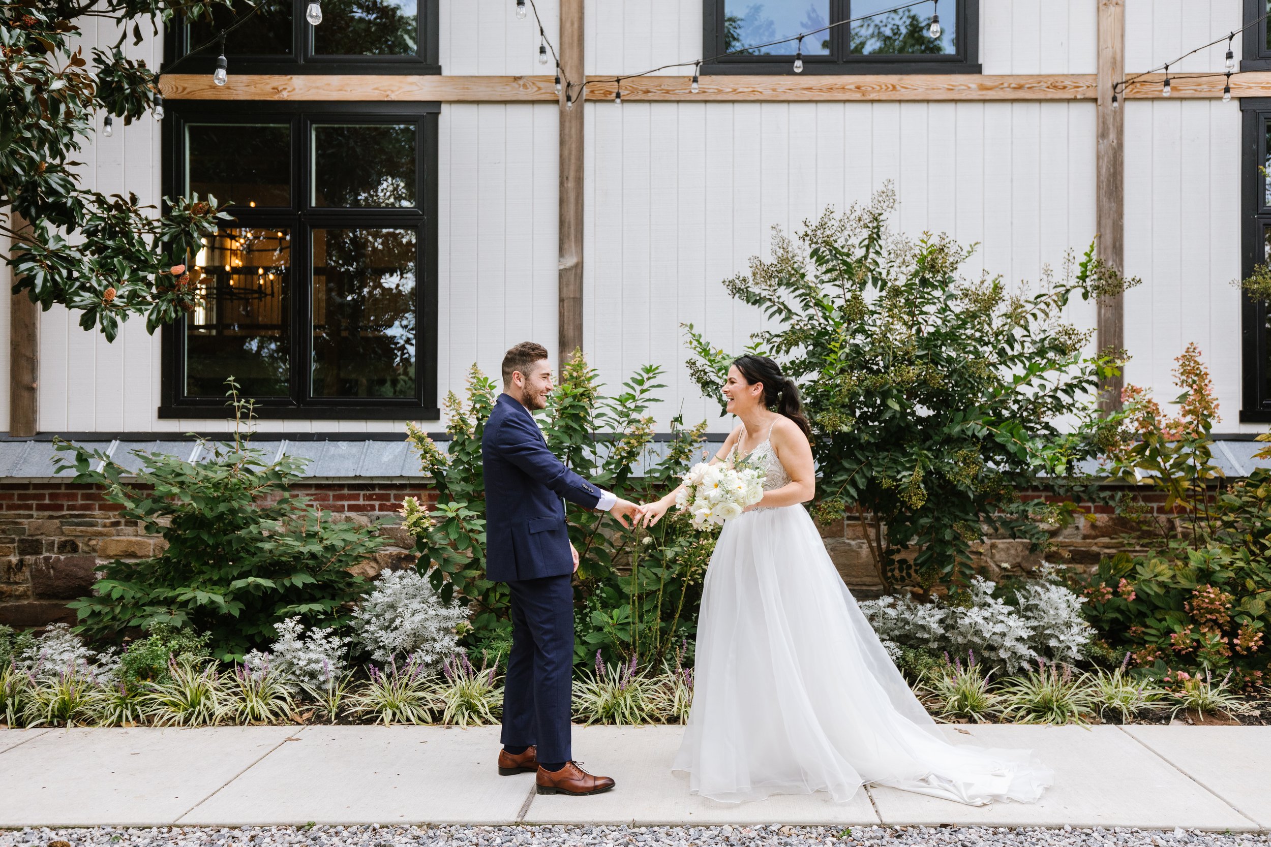 elizabeth + steven | a lush, romantic micro wedding at the tannery barn