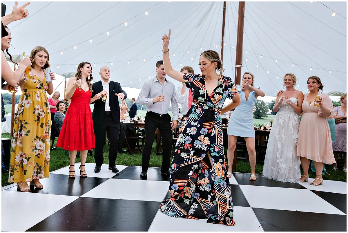 urban-row-photo-checkered-dance-floor-tented-wedding_0055.jpg