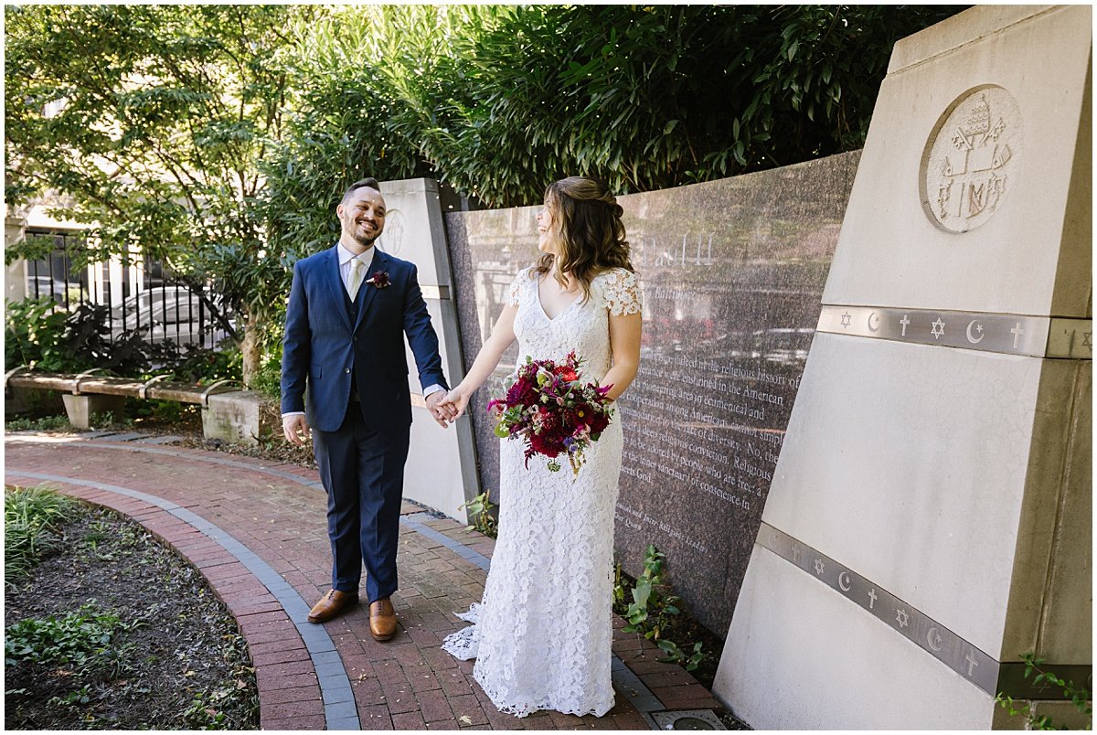 urban-row-photo-candid-baltimore-wedding-photographer_0017.jpg