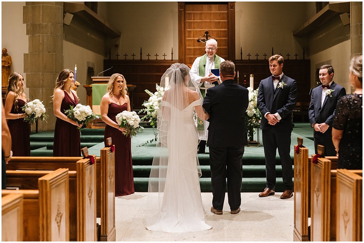 urban-row-photo-loyola-university-chapel-wedding-ceremony_0041.jpg