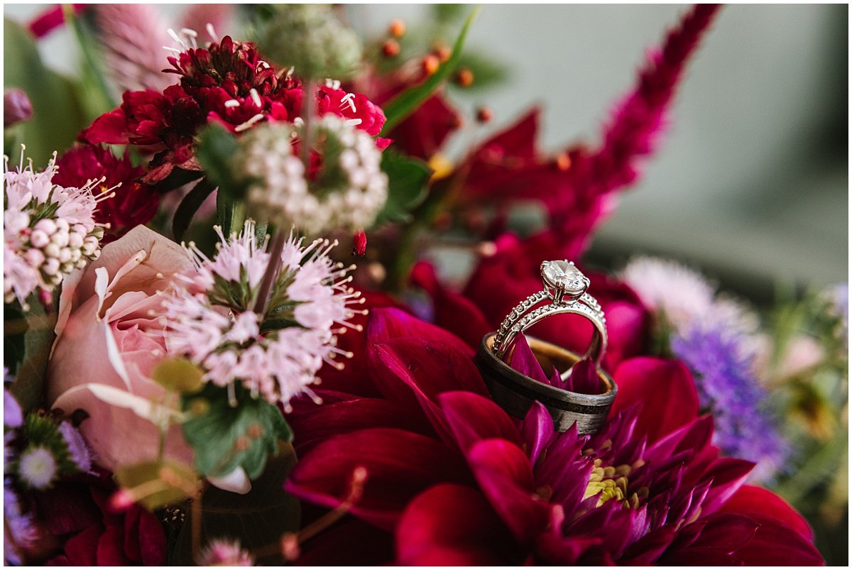 urban-row-photo-maroon-wedding-bouquet_0004.jpg