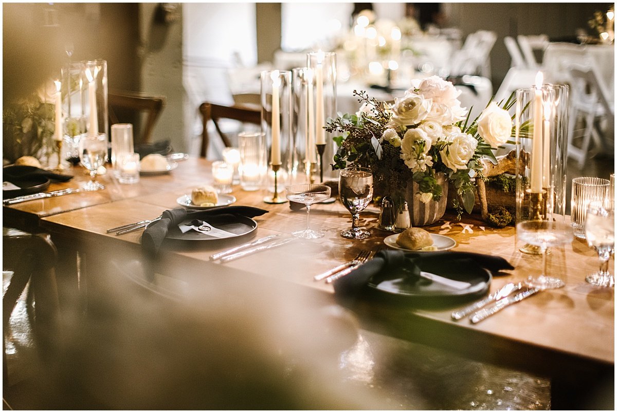 urban-row-photo-modern-black-matte-wedding-tablescape_0043.jpg