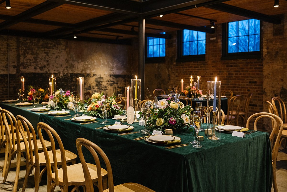 urban-row-photo-luxe-colorful-winslow-tablescape-velvet-green-linen_0032.jpg