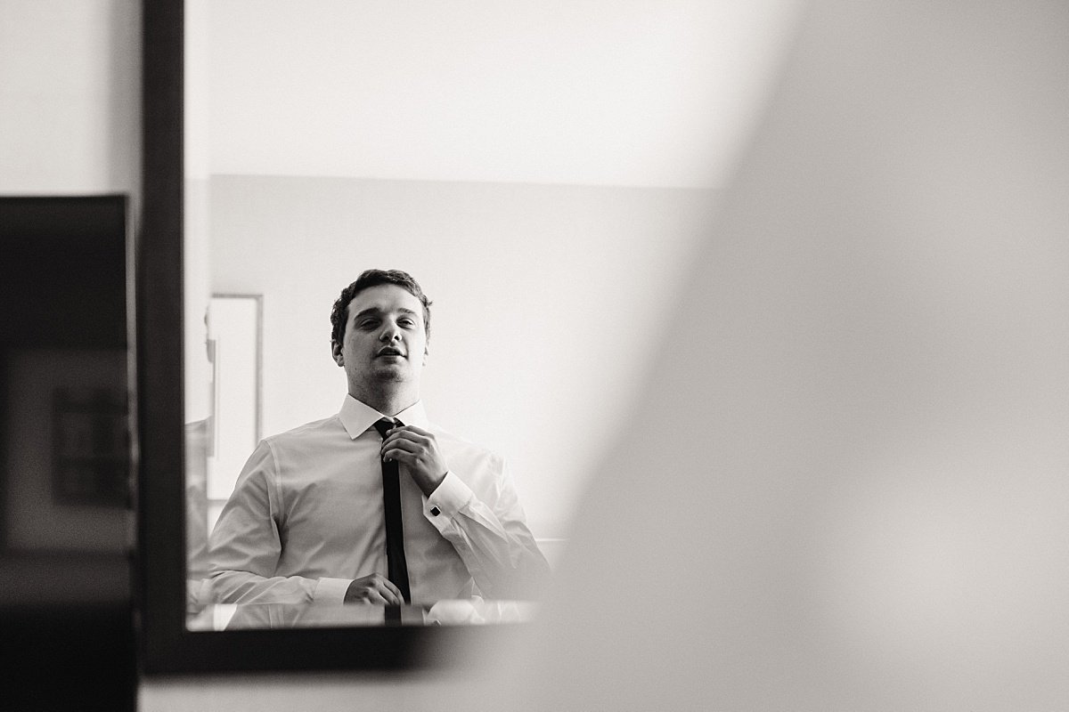 urban-row-photo-baltimore-marriott-groom-getting-ready_0004.jpg