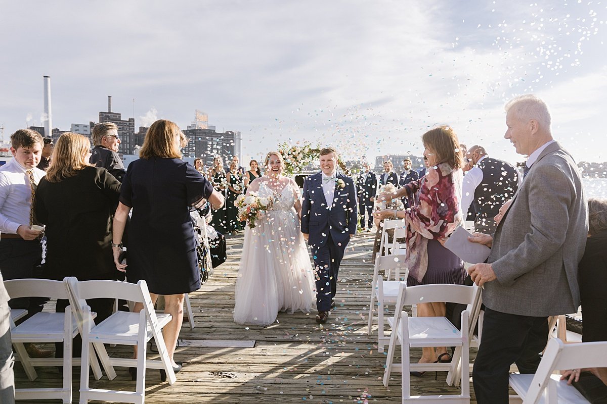 urban-row-photo-maritime-park-wedding-on-the-water-baltimore_0033.jpg