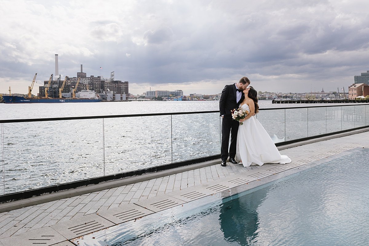 urban-row-photo-sagamore-pendry-wedding-pool_0001.jpg